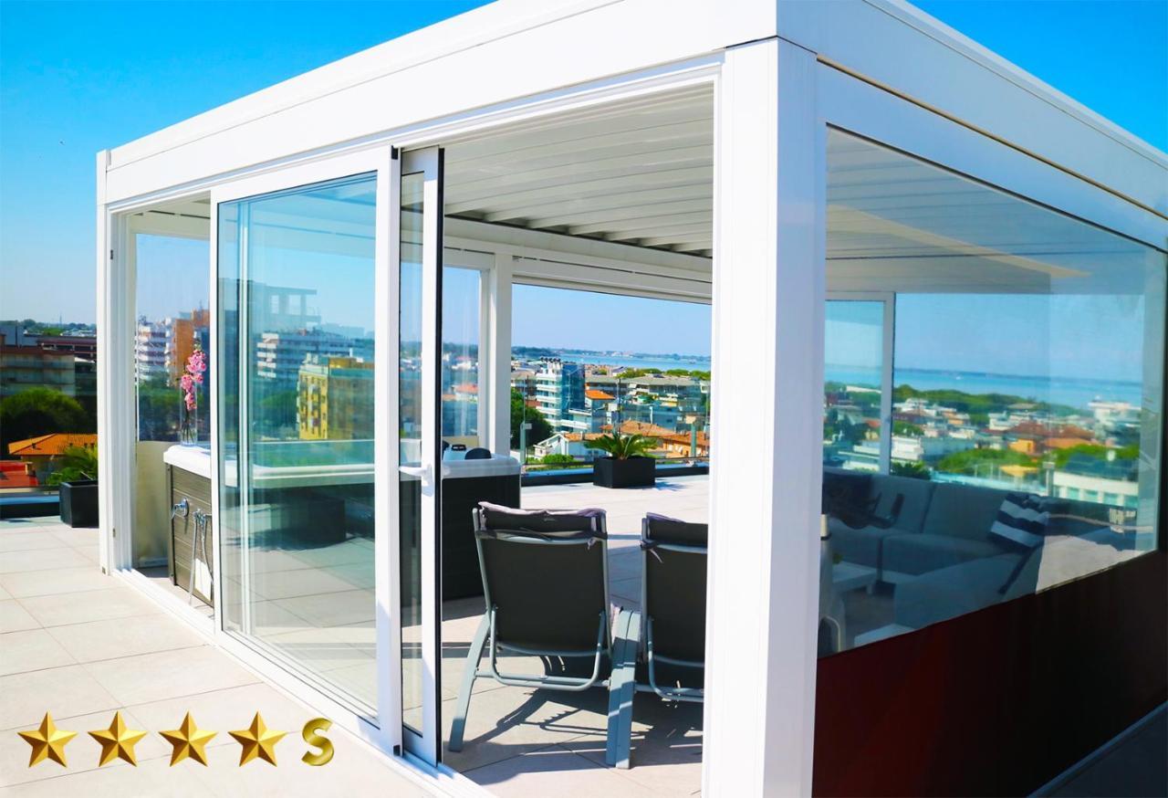 Hotel Rossini 4S Линяно Сабиадоро Екстериор снимка